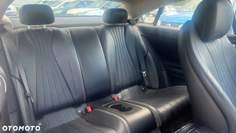 Mercedes-Benz Klasa E 200 9G-TRONIC Edition 1 - 18