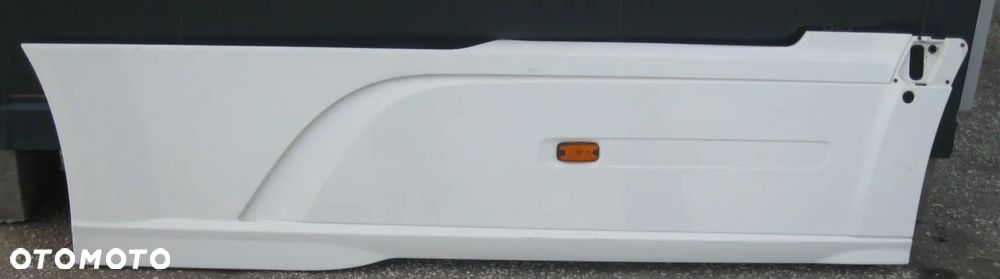 ZABUDOWA MIĘDZYOSIOWA ORYGINALNA SPOILER OWIEWKA PRAWA DAF XF 106 RH WB 380 - 1