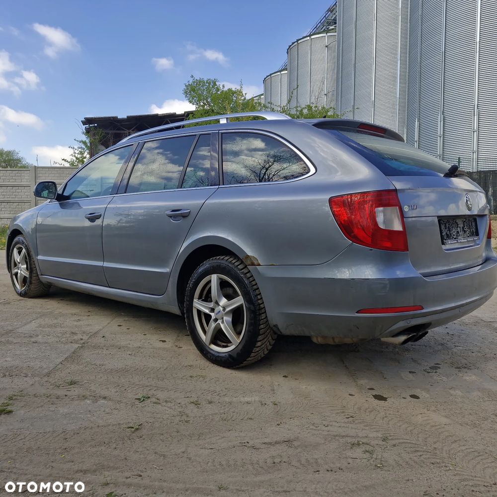 Skoda Superb 2.0 TDI Comfort - 4