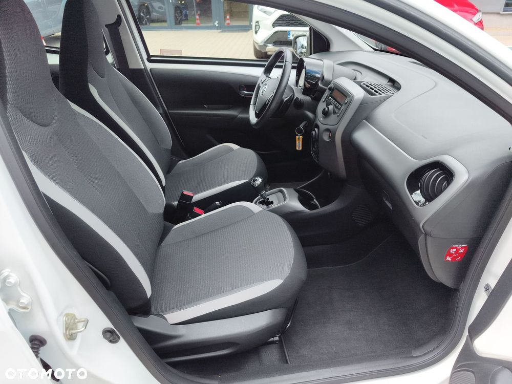 Toyota Aygo - 10