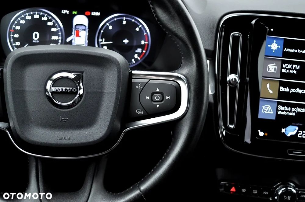 Volvo XC 40 D3 Momentum Pro - 33