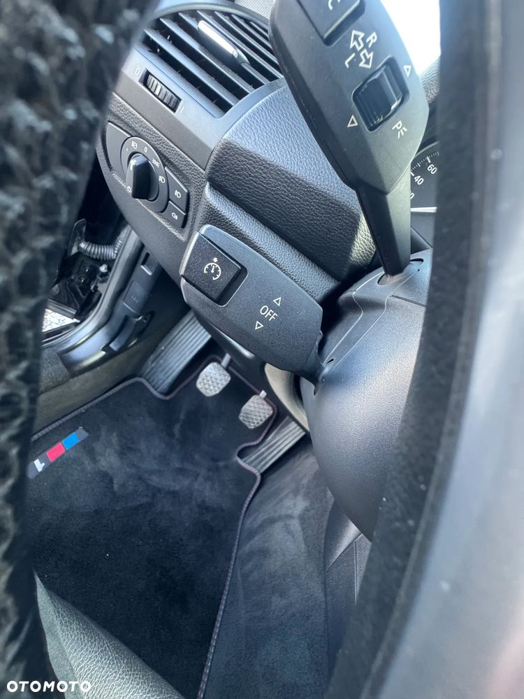 BMW Seria 1 120d DPF Edition Sport - 29