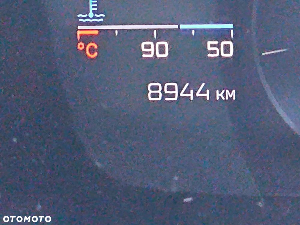 Peugeot 408 - 18