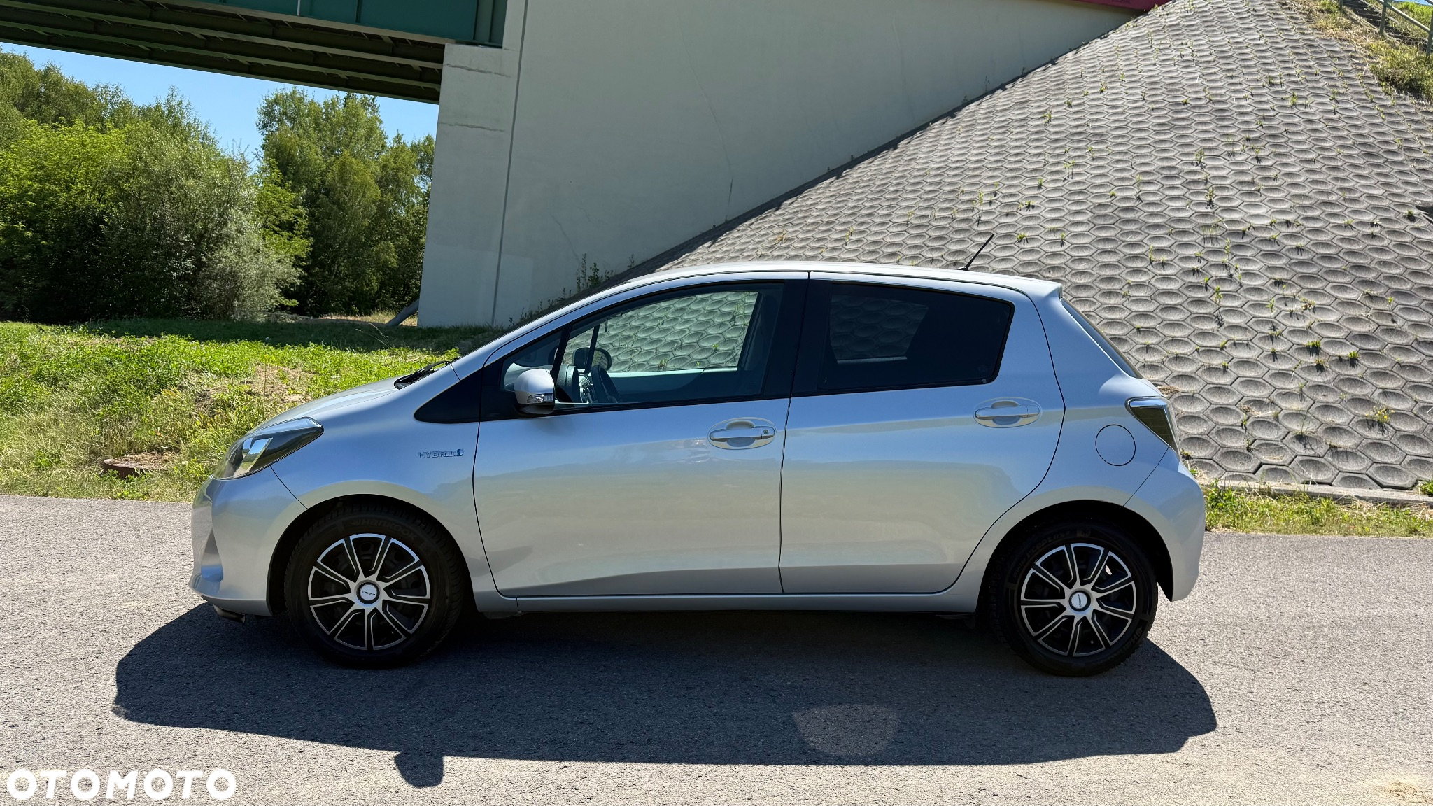 Toyota Yaris Hybrid 100 Active - 5