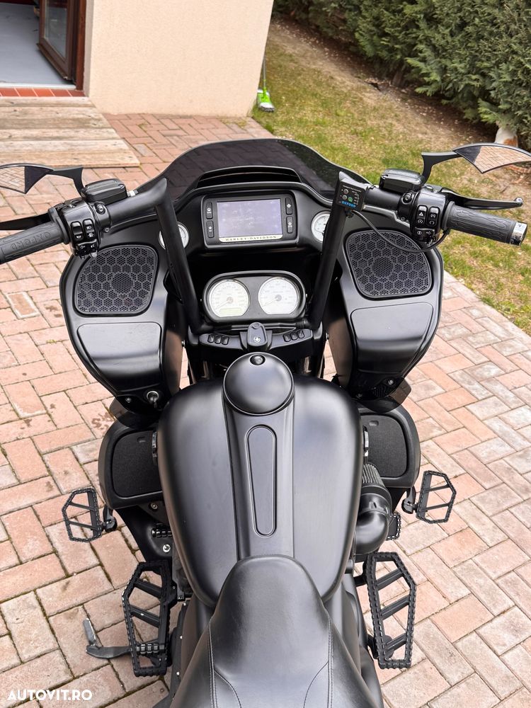 Harley-Davidson Road Glide Special - 2