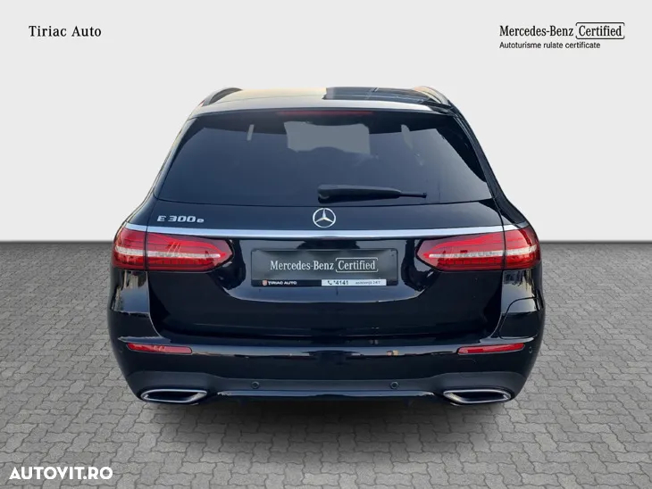 Mercedes-Benz E 300 - 7