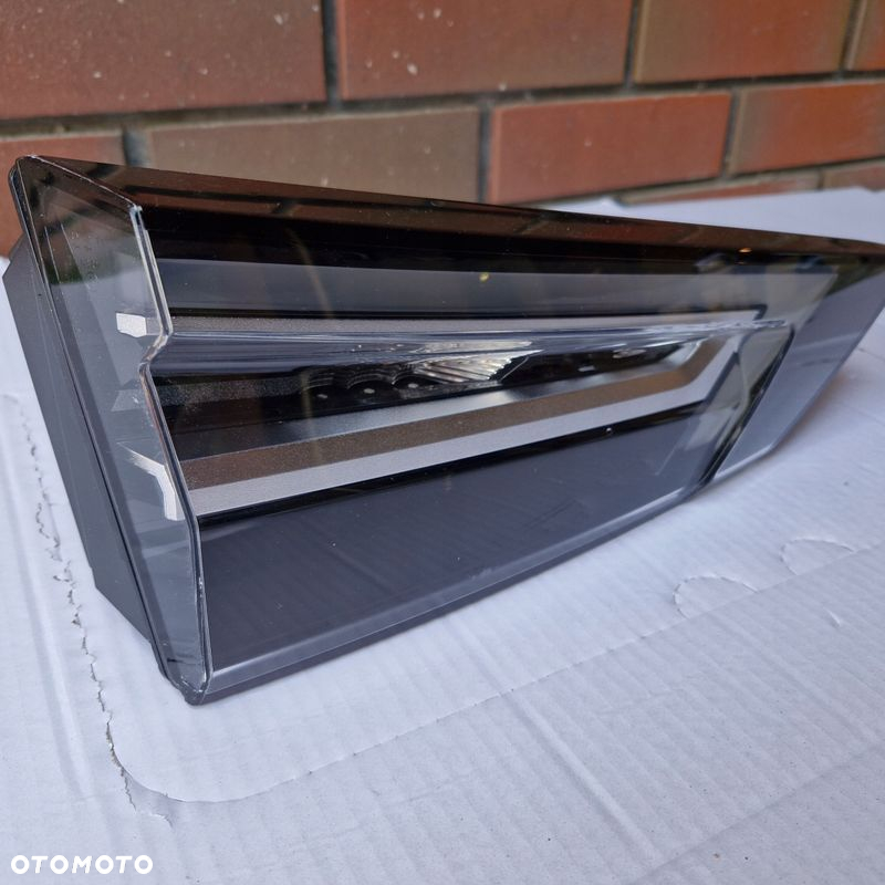 Nissan Qashqai e-Power Lampa Tylna Lewa 269.461-01 017.109-01AB 26555HN22A - 3