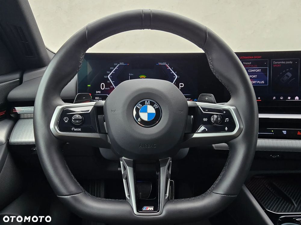 BMW Seria 5 520d xDrive mHEV M Sport - 12