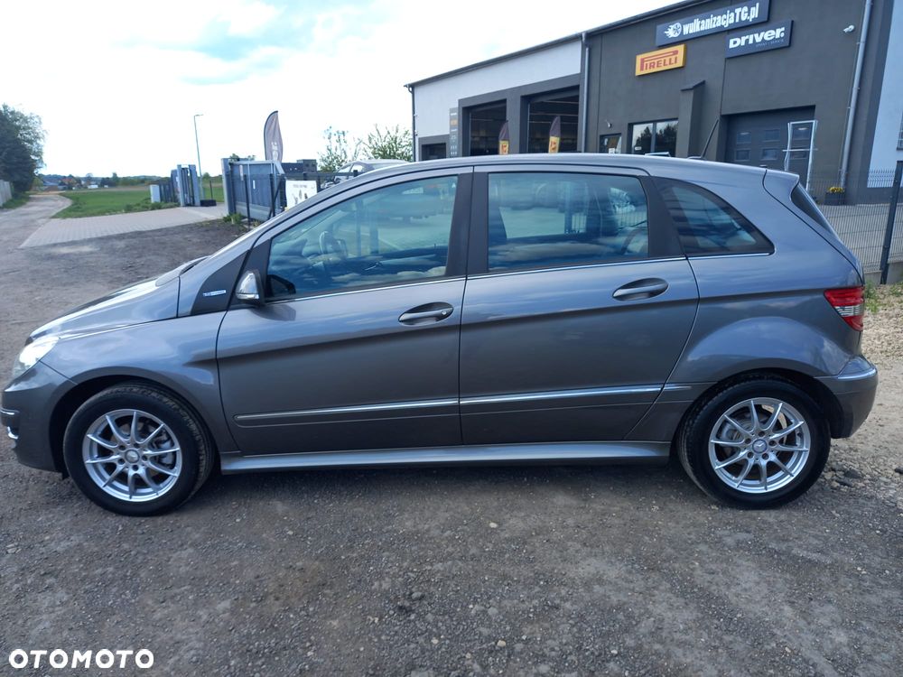 Mercedes-Benz Klasa B 180 BlueEFFICIENCY SPORT EDITION - 3