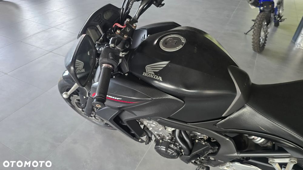 Honda CB - 9