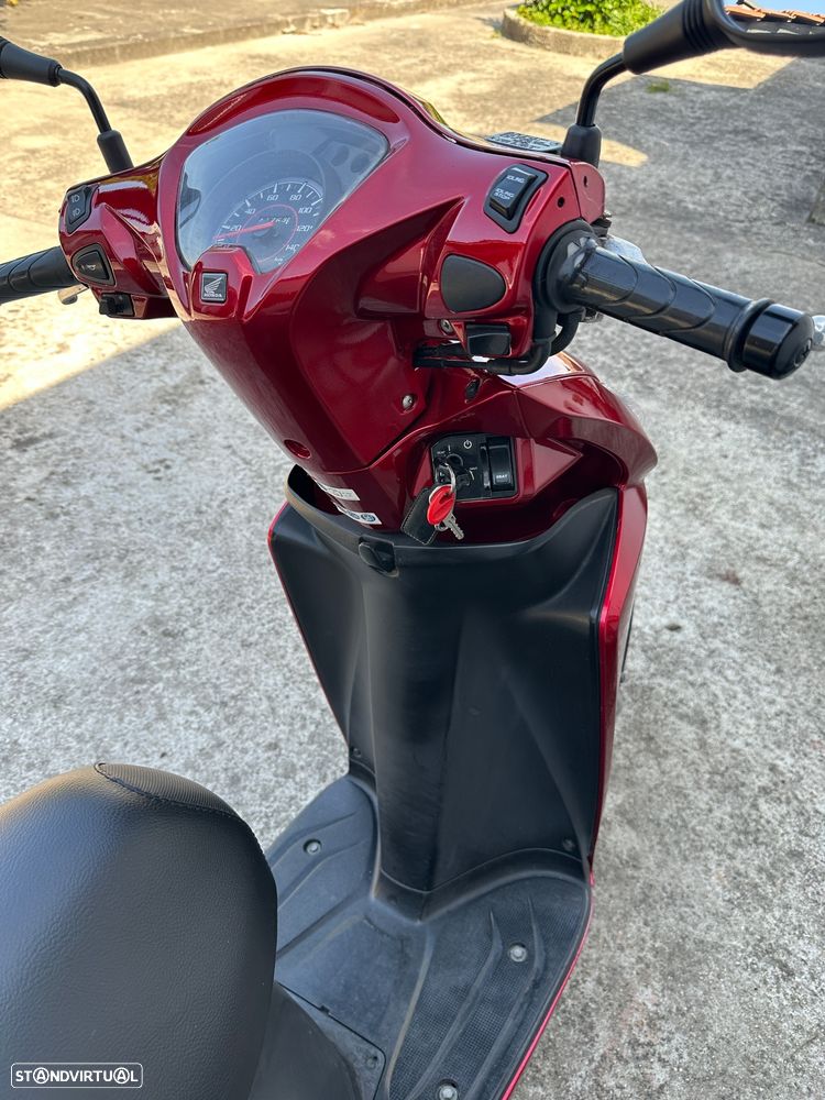 Honda Vision Euro 4 - 6