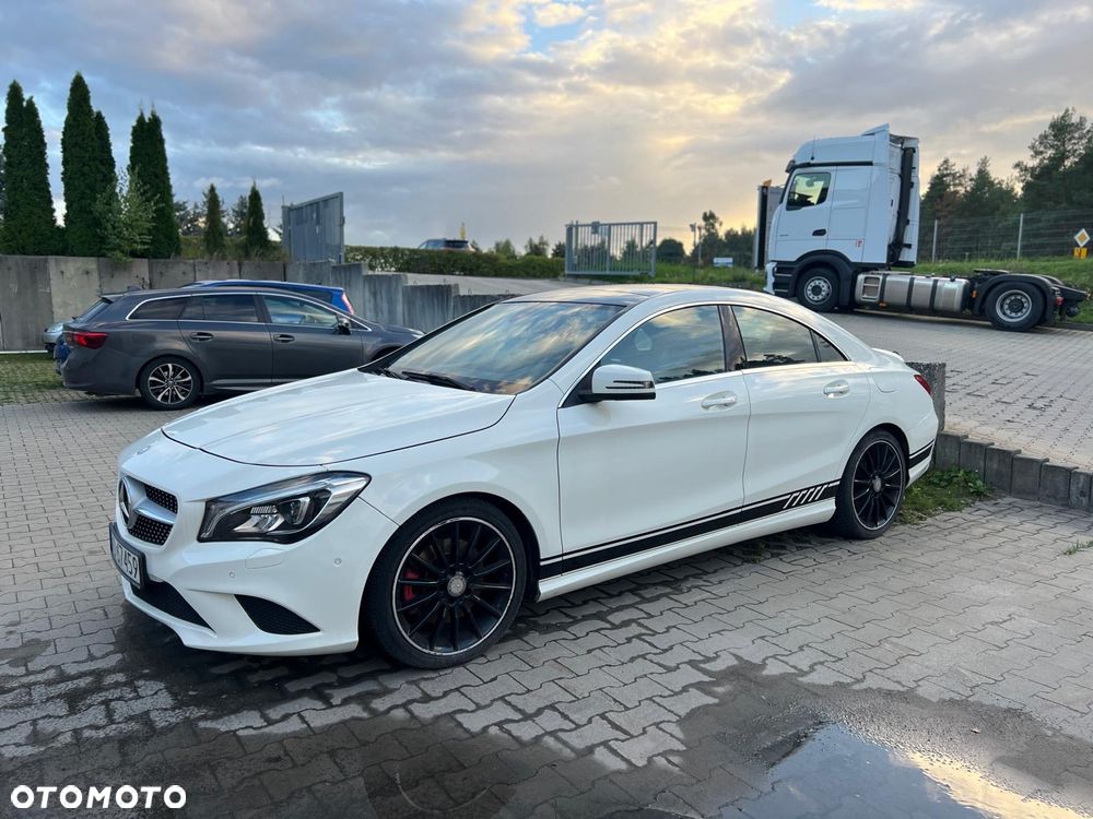 Mercedes-Benz CLA - 13