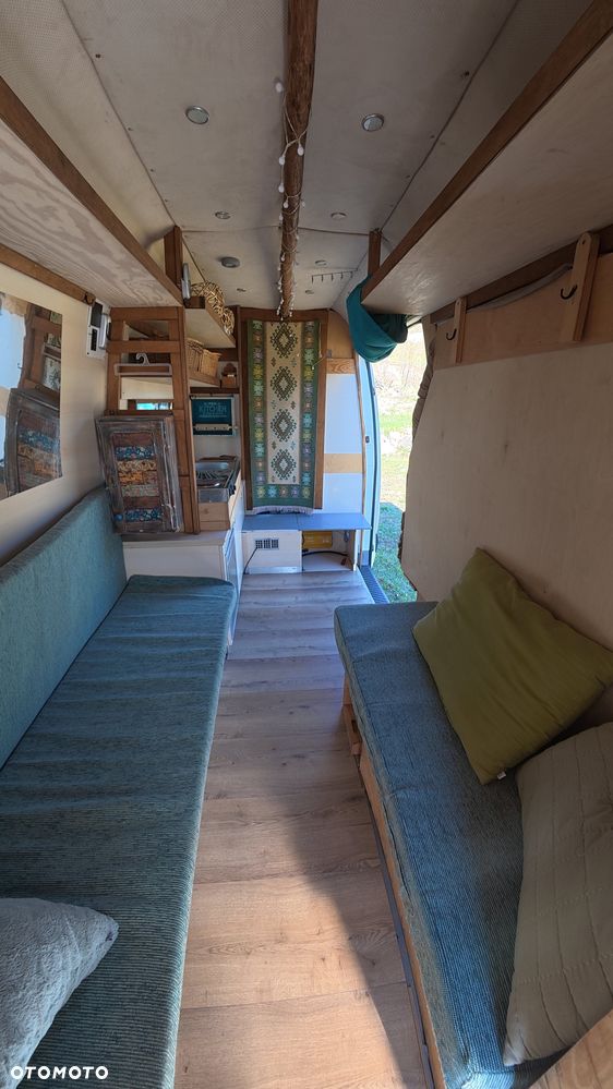 Mercedes-Benz Sprinter - 22