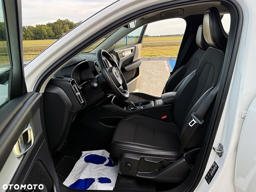 Volvo XC 40 D3 Momentum Pro - 27
