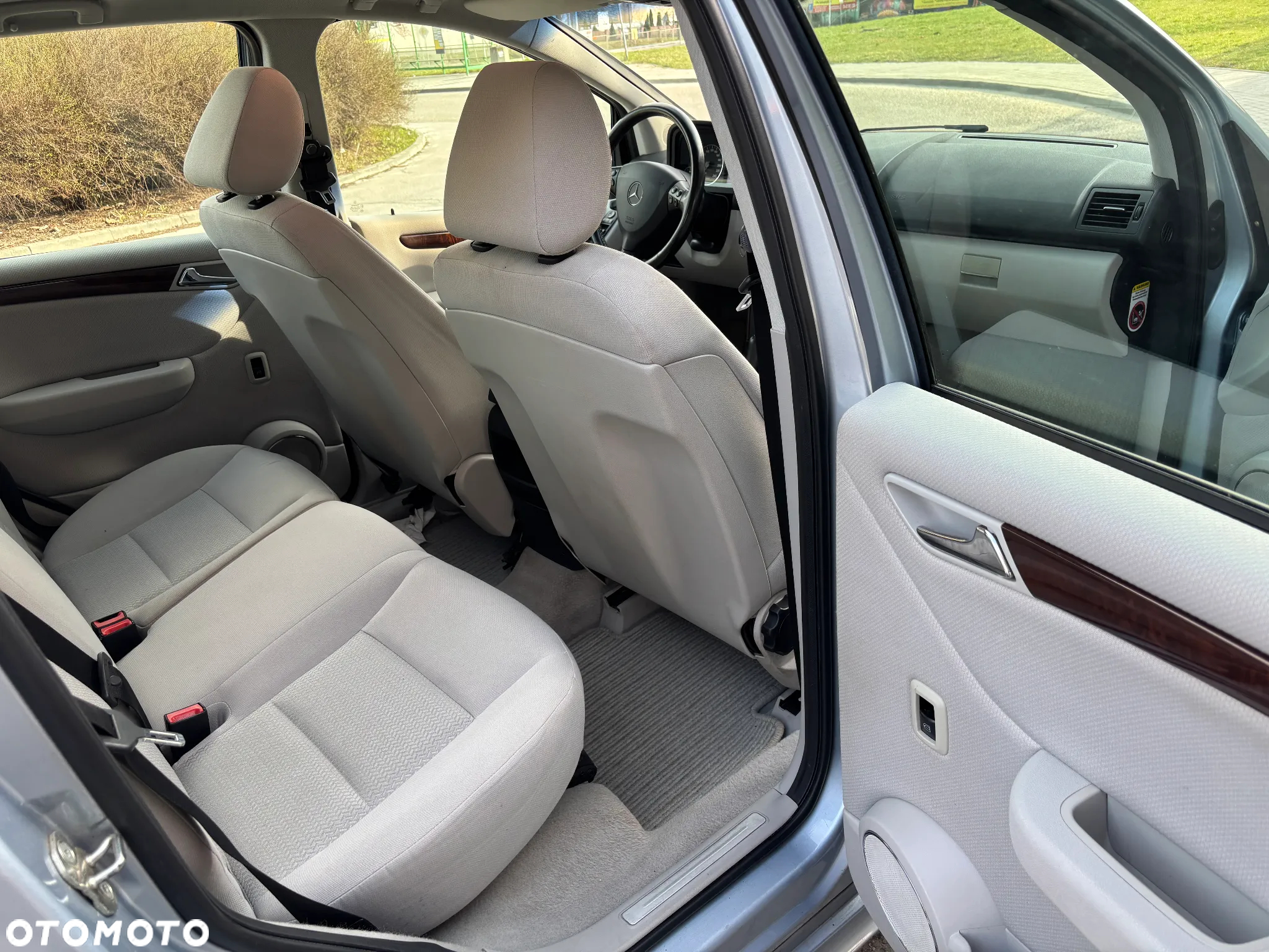 Mercedes-Benz Klasa A 170 Autotronic Elegance - 21