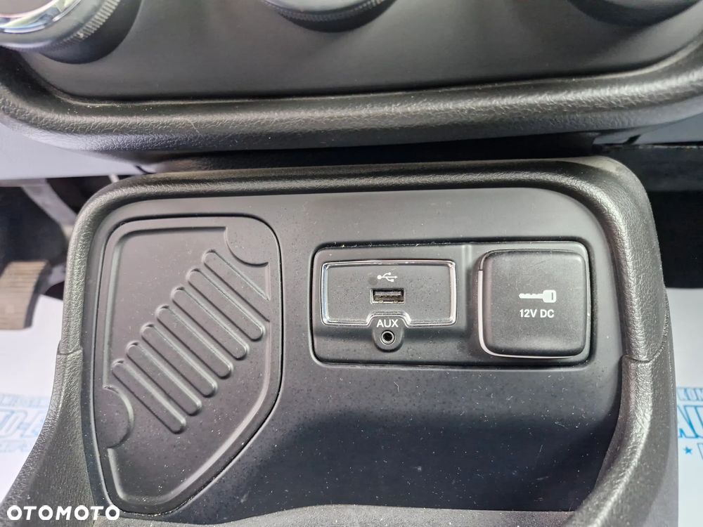 Jeep Renegade 1.4 MultiAir Longitude FWD S&S - 39