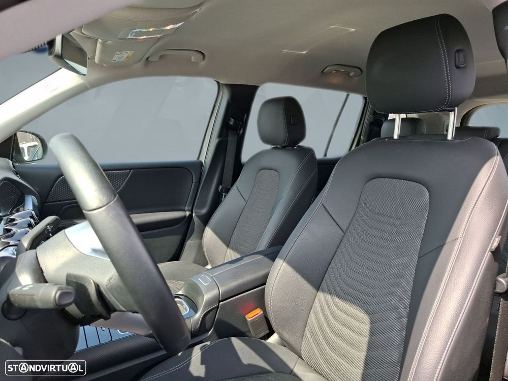 Mercedes-Benz GLB 180 d Progressive — fotografia 10