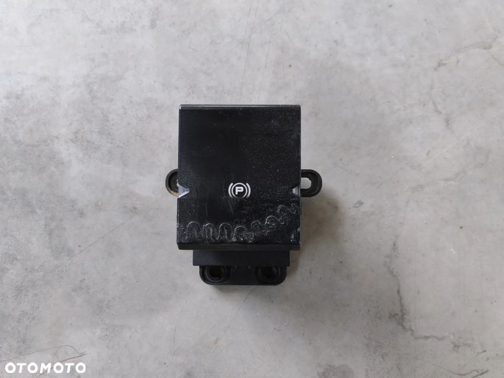 DZWIGNIA HAMULCA RĘCZNEGO RENAULT RANGE GAMA T C K 22107789
