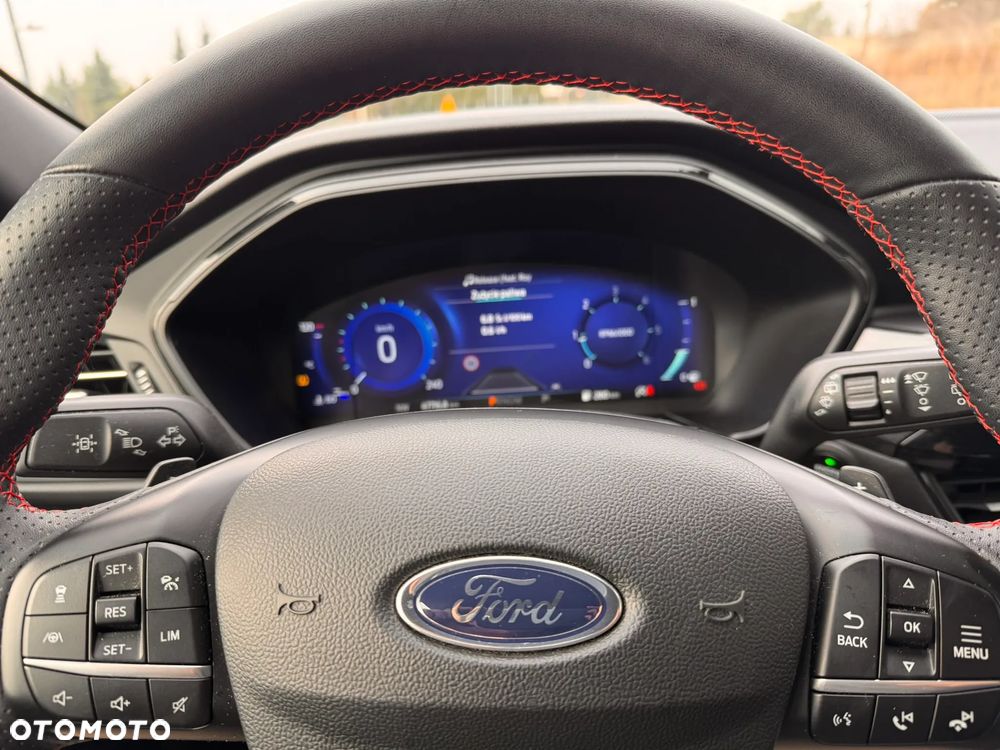 Ford Kuga 2.0 EcoBlue AWD ST-Line X - 18