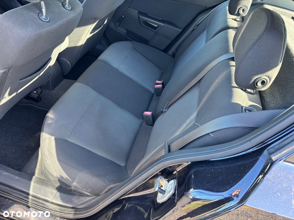 Opel Astra 1.6 Edition 111 Jahre - 16