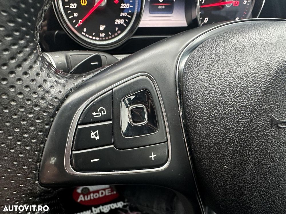 Mercedes-Benz E - 21