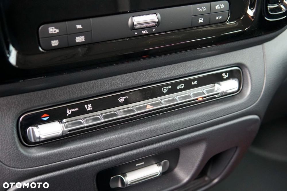 Mercedes-Benz VITO - 19