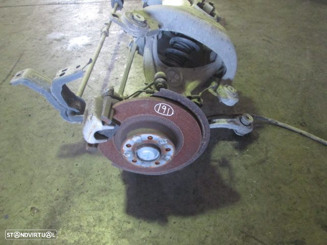 Charriot REF191 PEUGEOT 407 COUPE 2006 2.2 I TRAS - 4