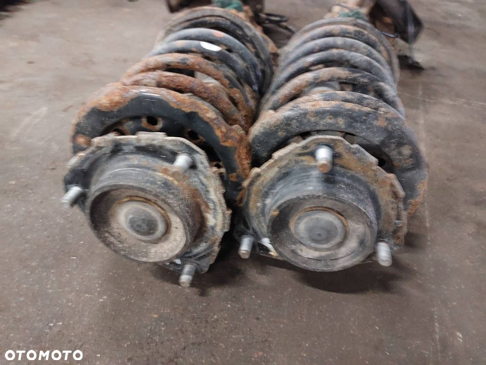 AMORTYZATOR SPRĘŻYNA ZWROTNICA LEWY + PRAWY PRZÓD AVENSIS T22 2.0 TD - 2