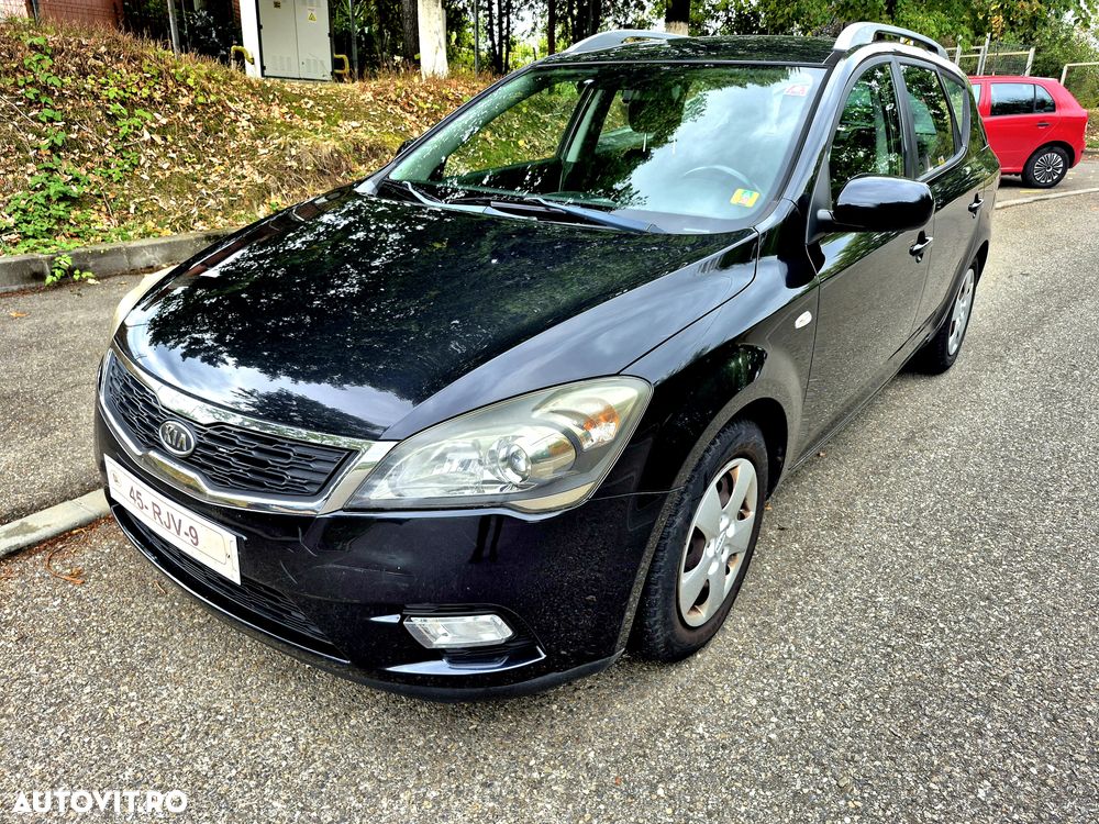 Kia Ceed 1.6 GDI Dream Team Edition - 3