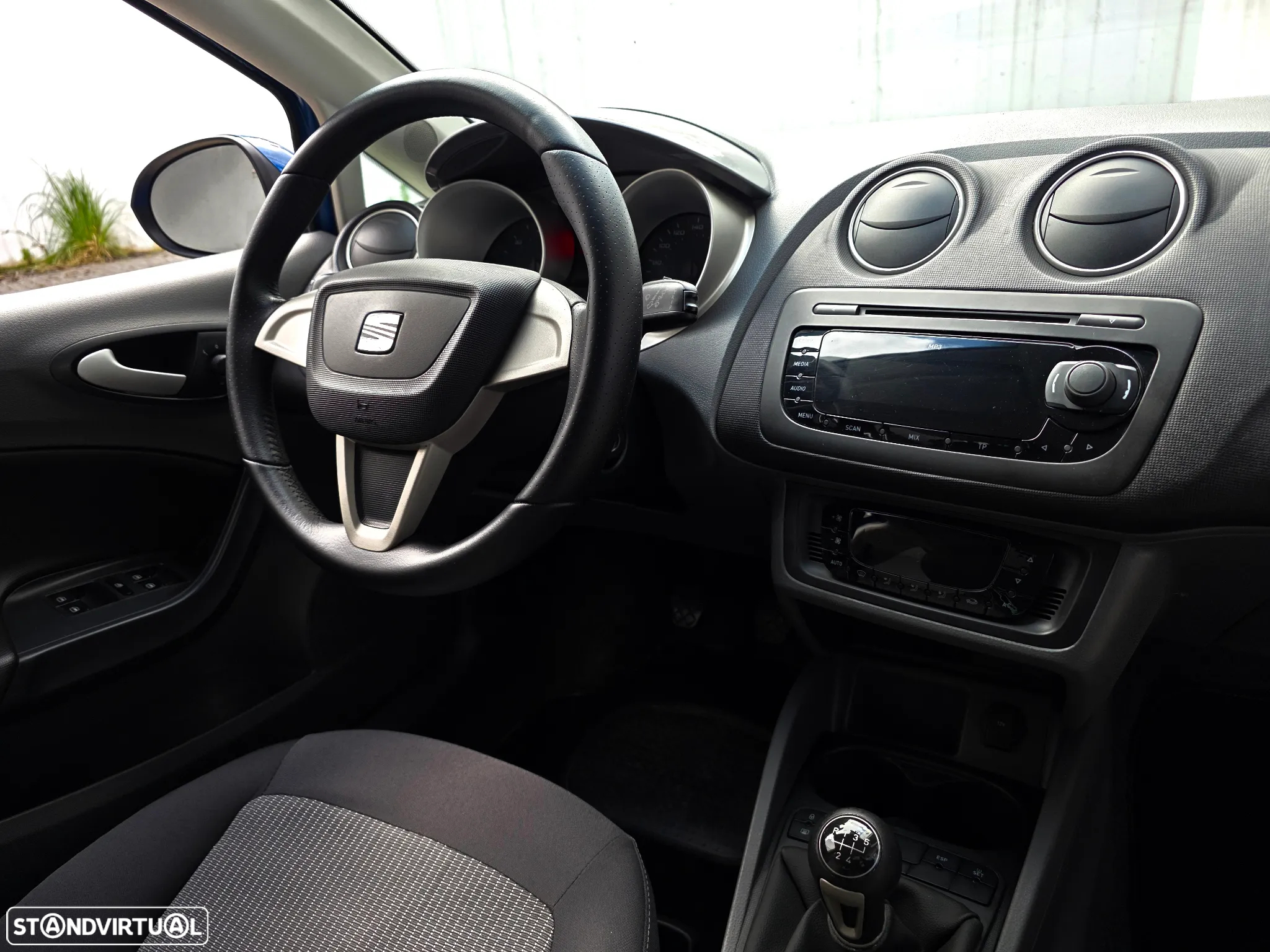SEAT Ibiza ST 1.6 TDI Style DPF - 47