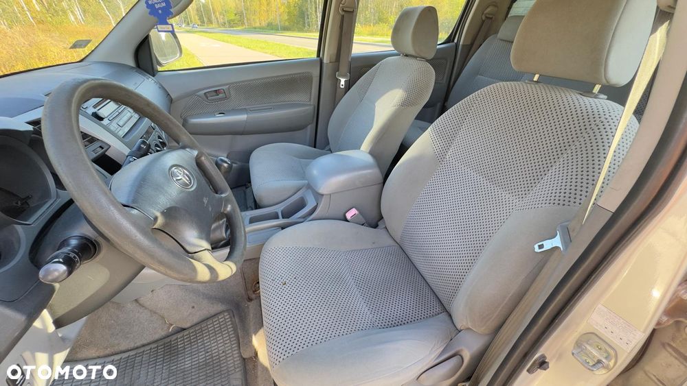 Toyota Hilux 3.0 D-4D Sol - 15