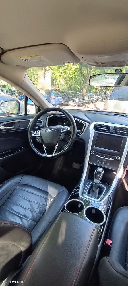 Ford Fusion 1.6 Elegance - 9