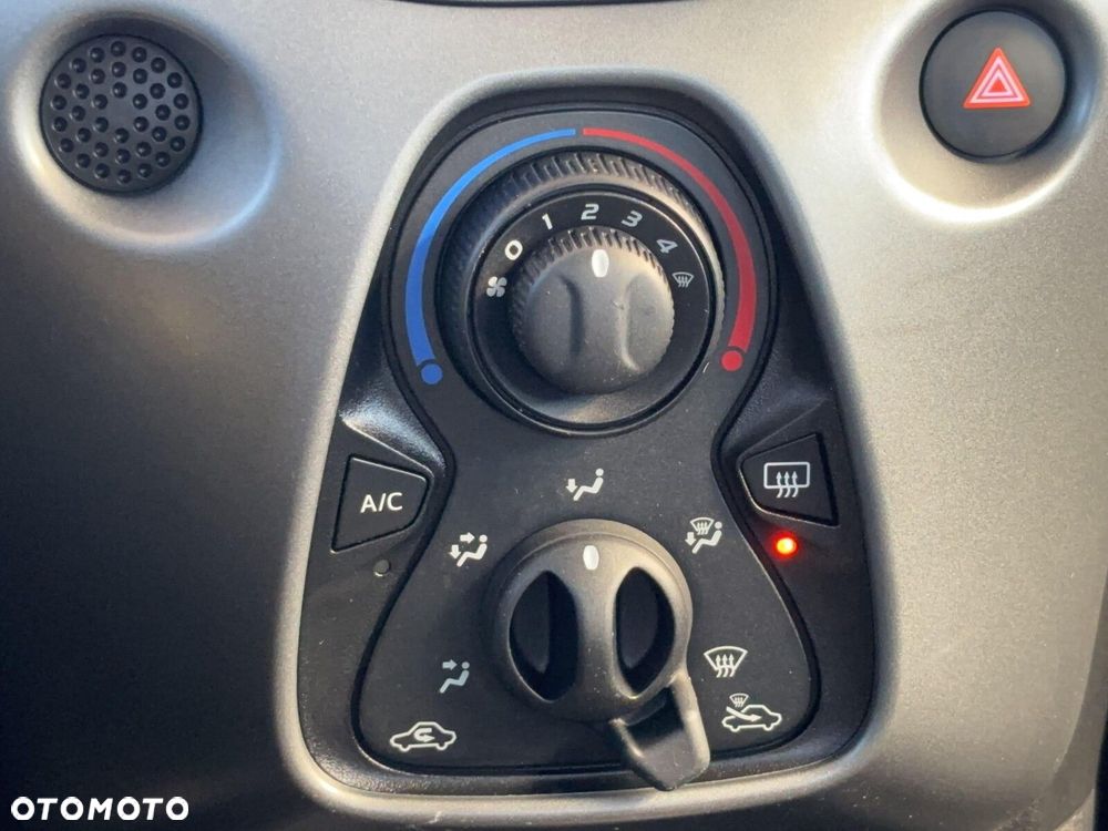 Toyota Aygo 1.0 VVT-i Black Edition - 19