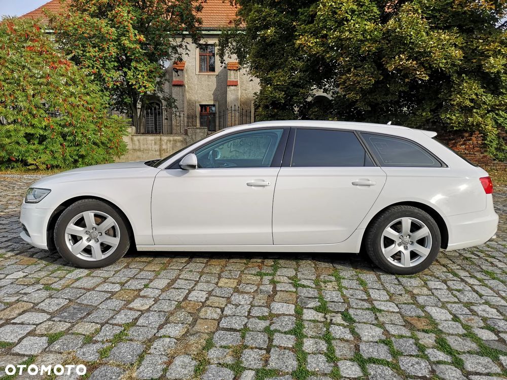 Audi A6 Avant - 11