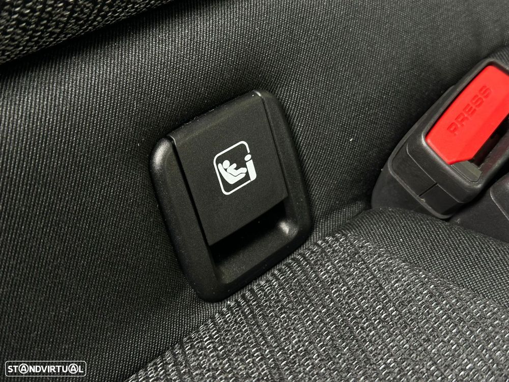 BMW 116 d Pack Desportivo M Auto - 12