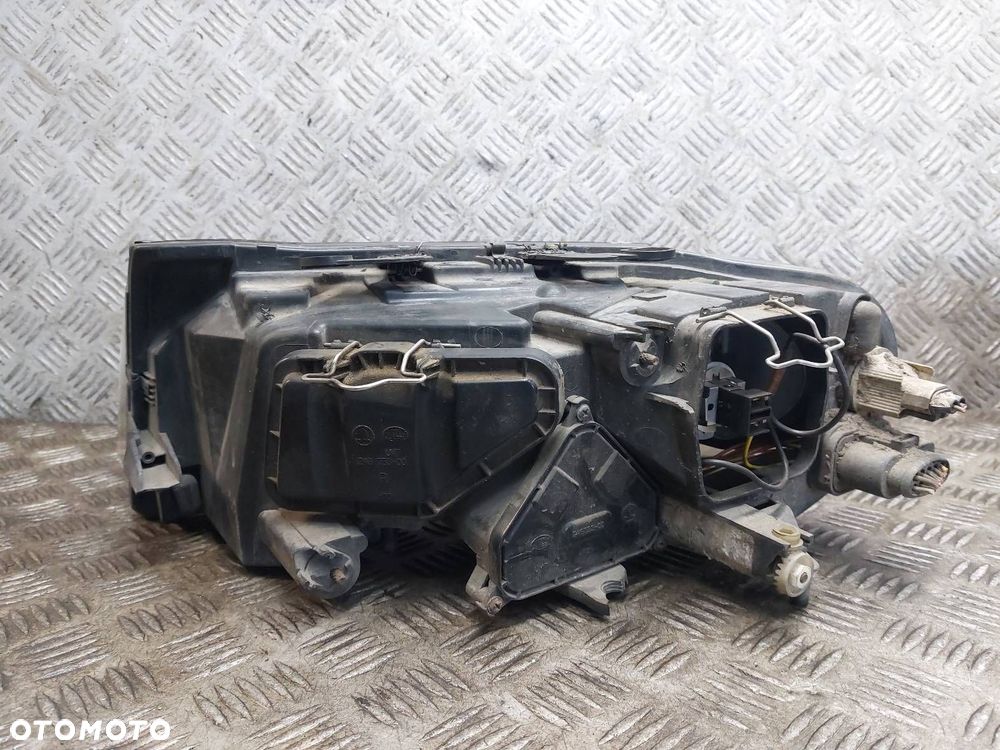 LAMPA PRAWY PRZÓD SKODA SUPERB I EU EUROPA HELLA - 8