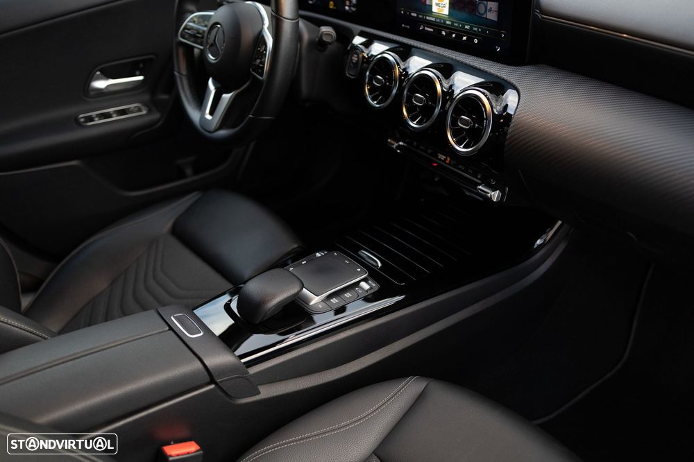 Mercedes-Benz A 250 e Progressive - 29