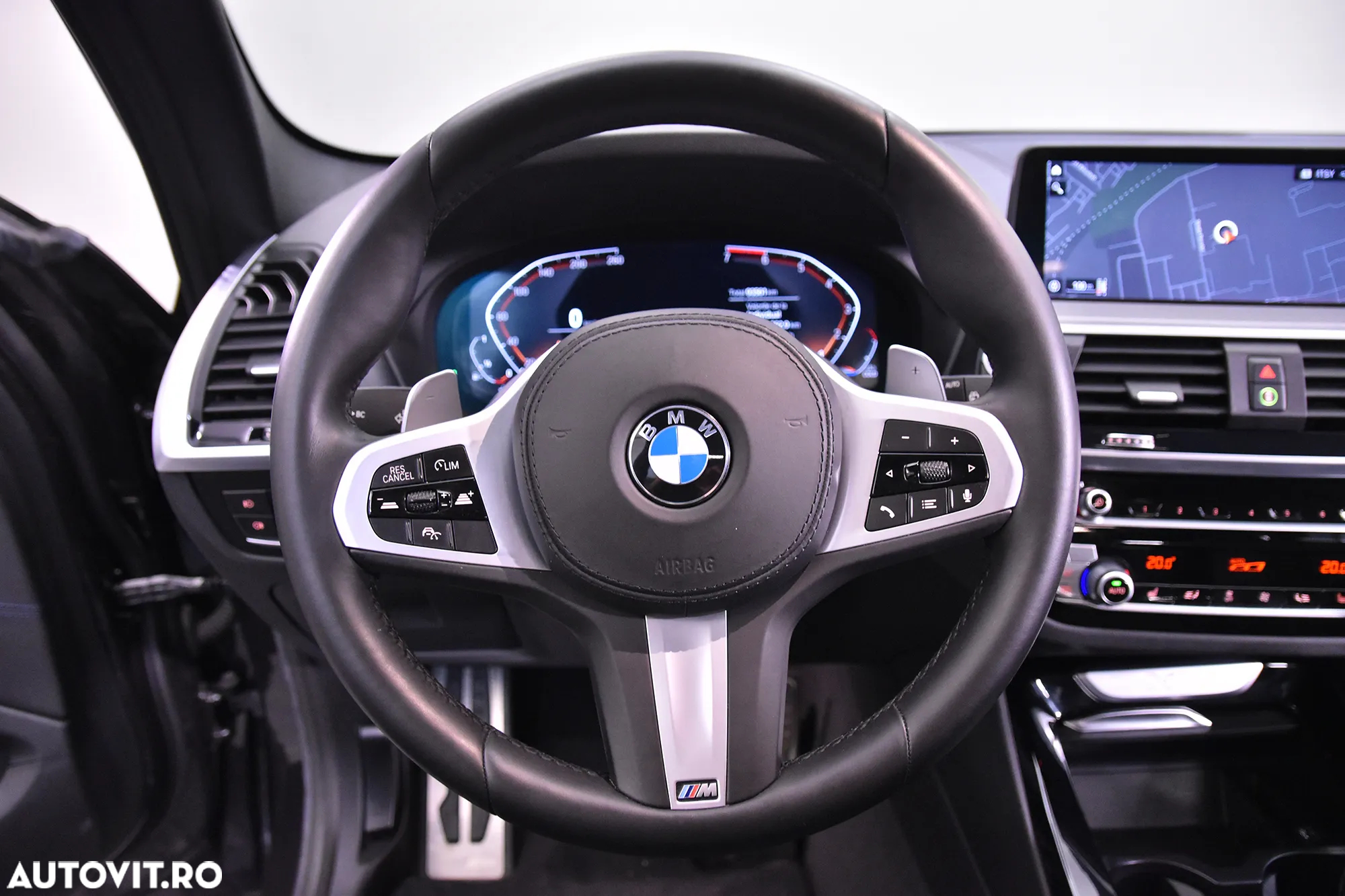 BMW X3 xDrive30i AT - 16