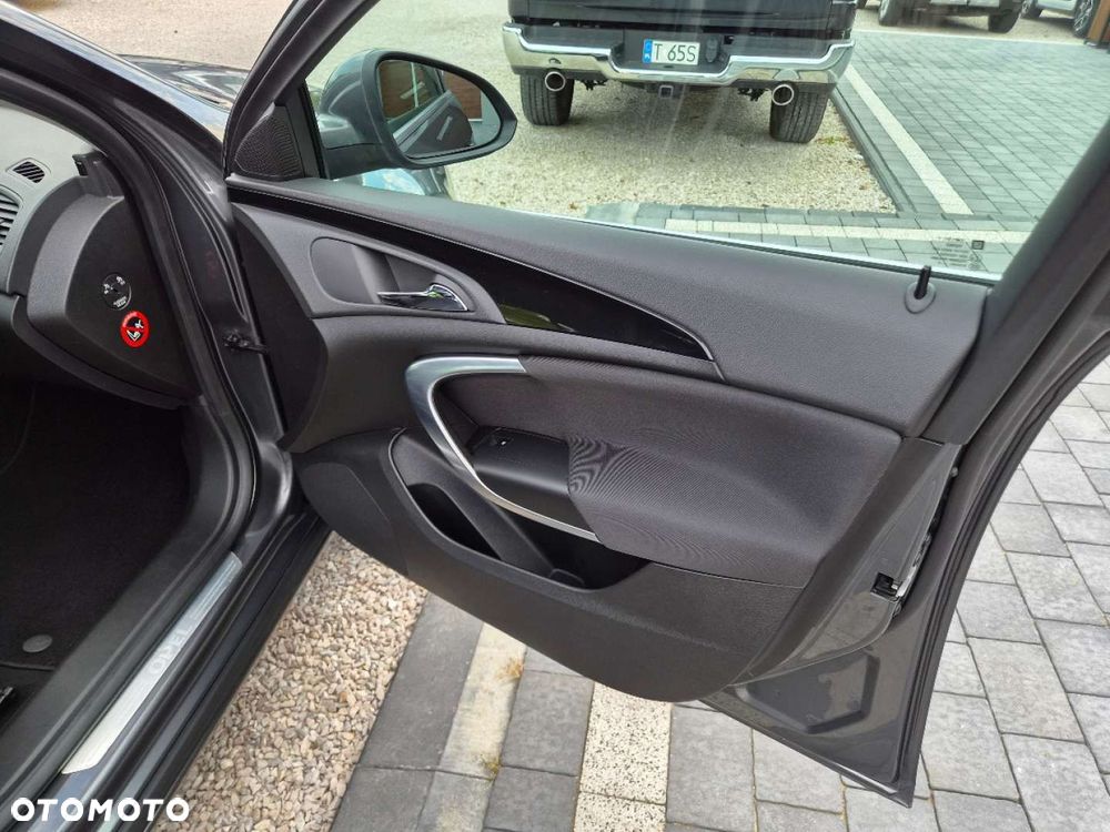 Opel Insignia - 23
