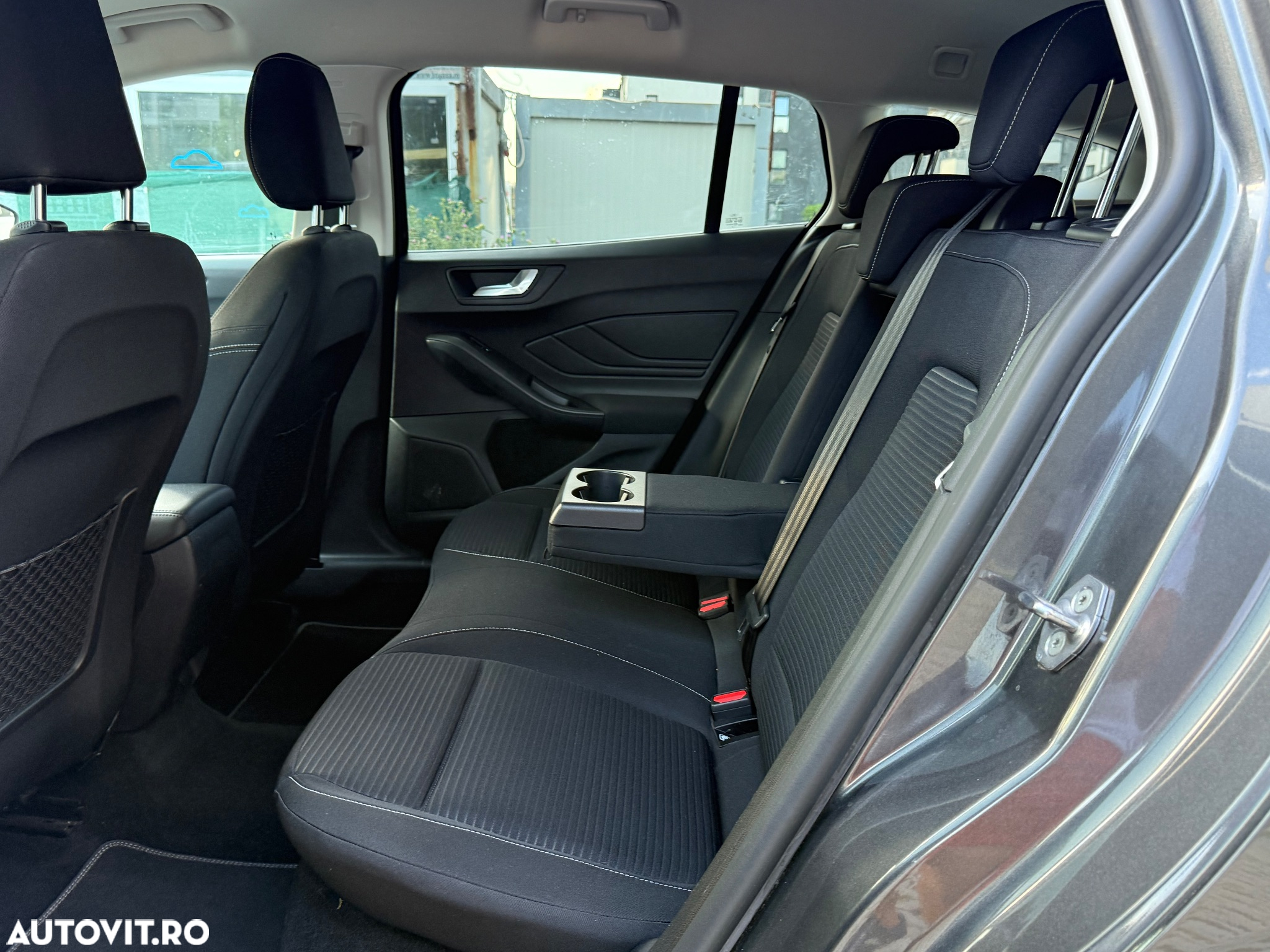 Ford Focus 1.0 EcoBoost Titanium X - 8