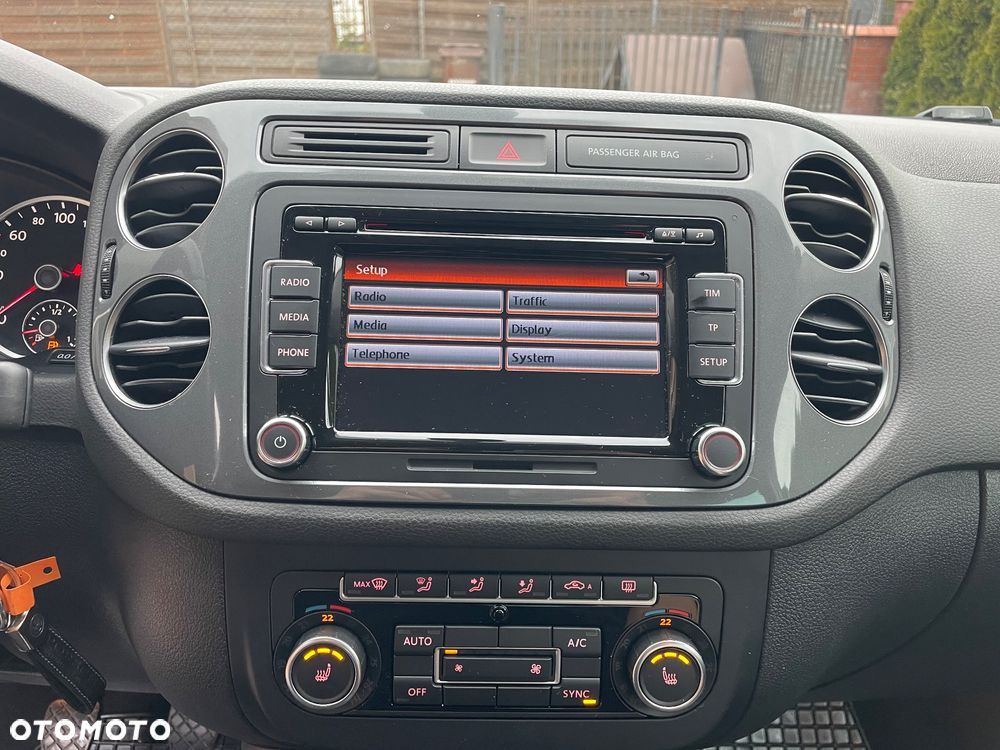 Volkswagen Tiguan 2.0 TDI 4Mot Perfectline R-Style - 20