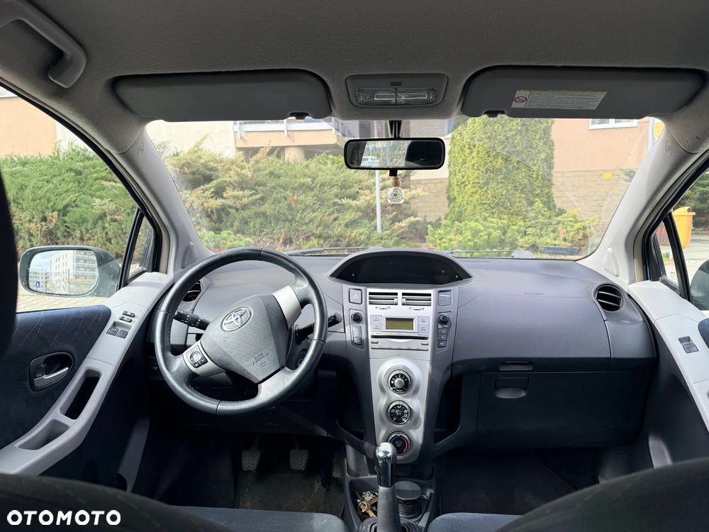 Toyota Yaris 1.3 Luna A/C - 7