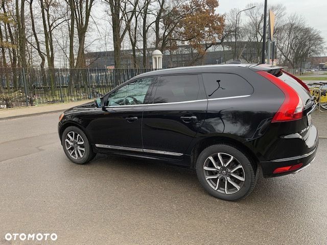 Volvo XC 60 T6 AWD Geartronic Summum - 3