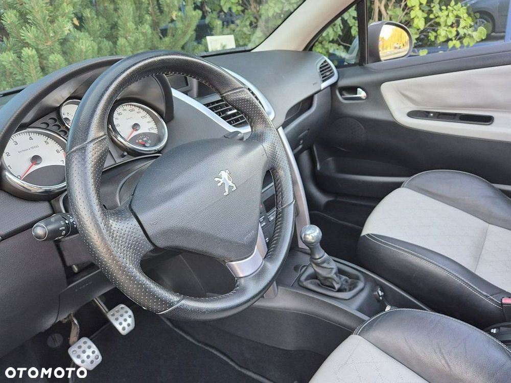 Peugeot 207 CC 120 VTi Roland Garros - 9