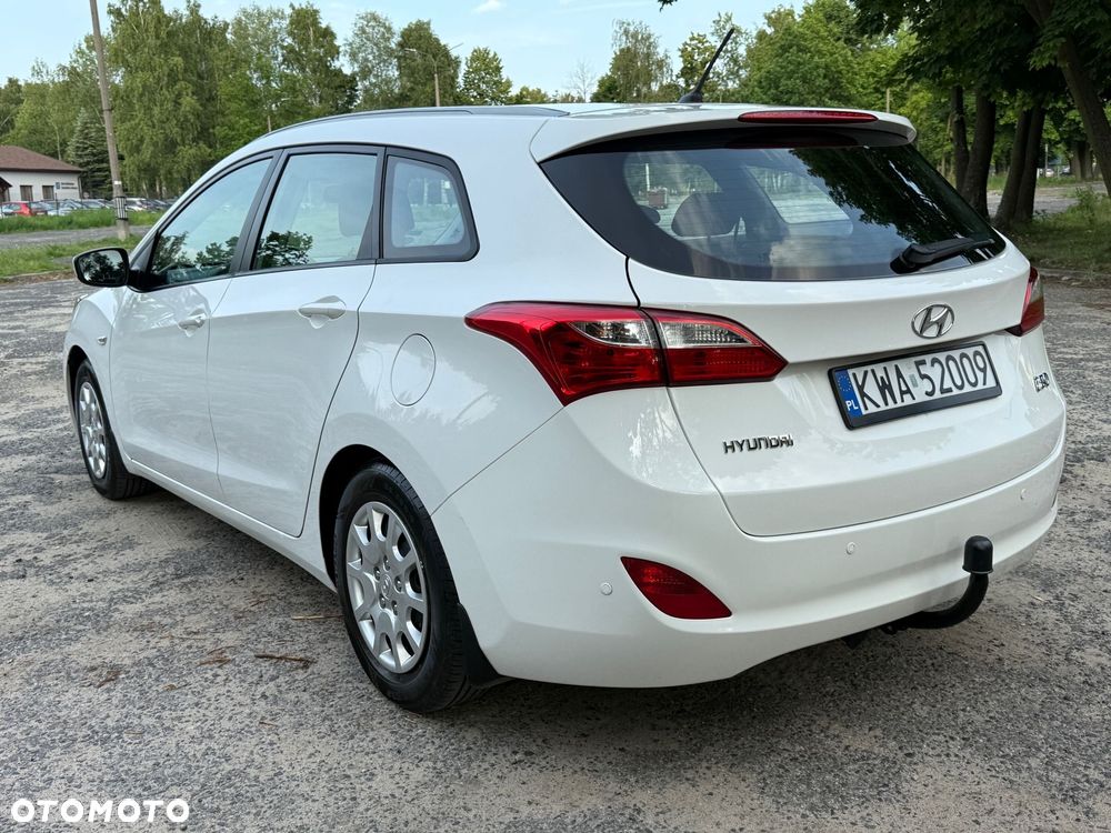 Hyundai i30 1.6 Premium - 8