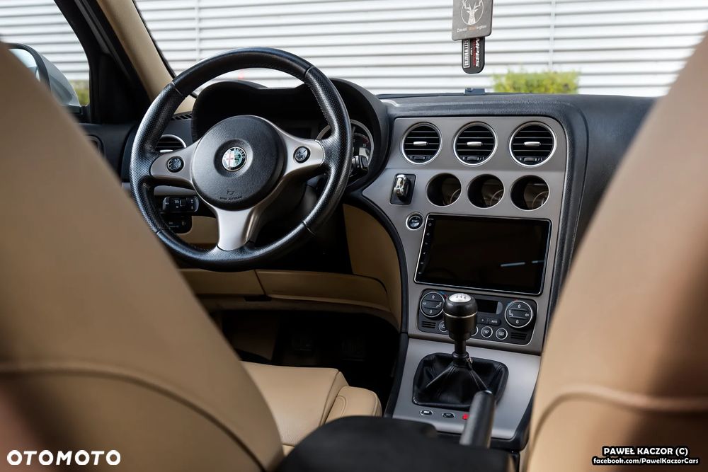 Alfa Romeo 159 - 8