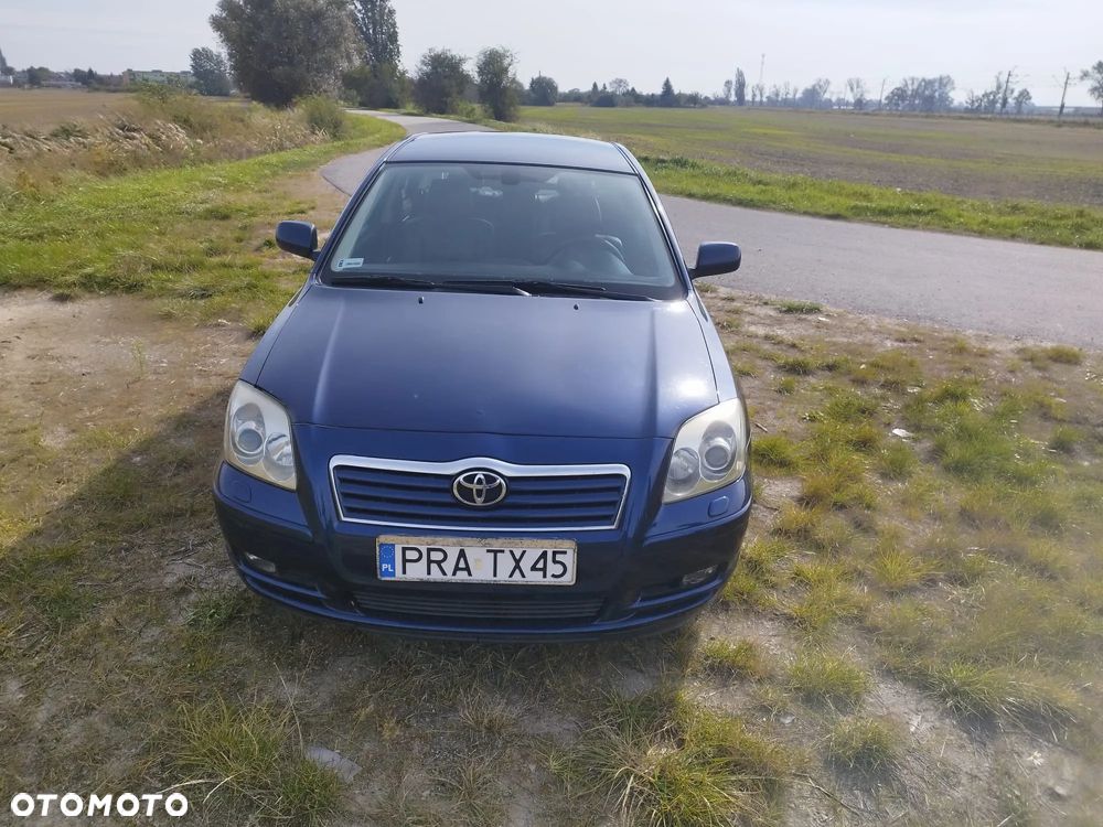 Toyota Avensis 2.0 VVT-i Sol - 8