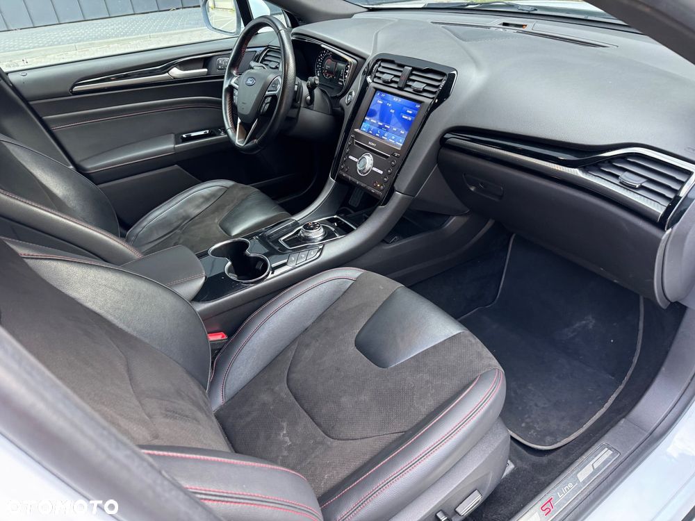 Ford Mondeo 2.0 EcoBlue ST-Line - 25