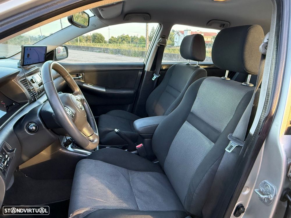 Toyota Corolla 1.4 VVT-i - 8