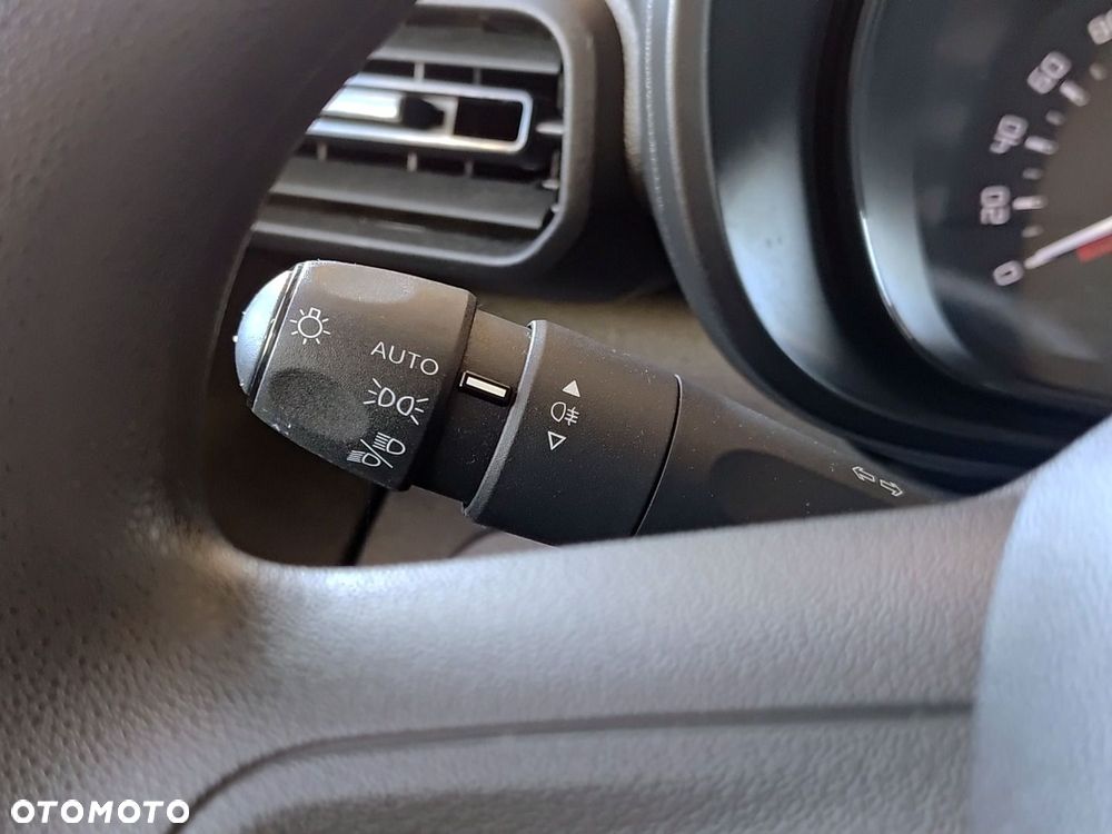 Toyota Proace City Verso 1.5 D-4D Combi - 19